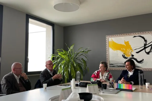 Riunione tra consigliera parità regionale Lombardia - ideatori e rappresentati metodo rondine - AD Mazza