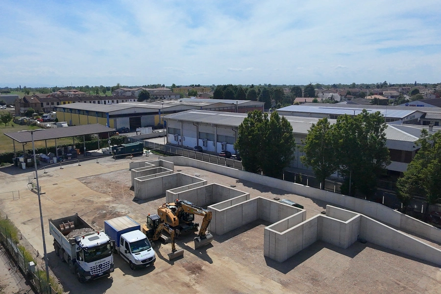 Rivolta d'adda cantiere e mezzi